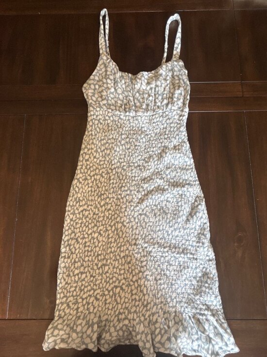 Abercrombie & Fitch Dresses & Skirts - Abercrombie & Fitch XS Smocked Mini Dress White & Blue Adjustable Straps Ruffle